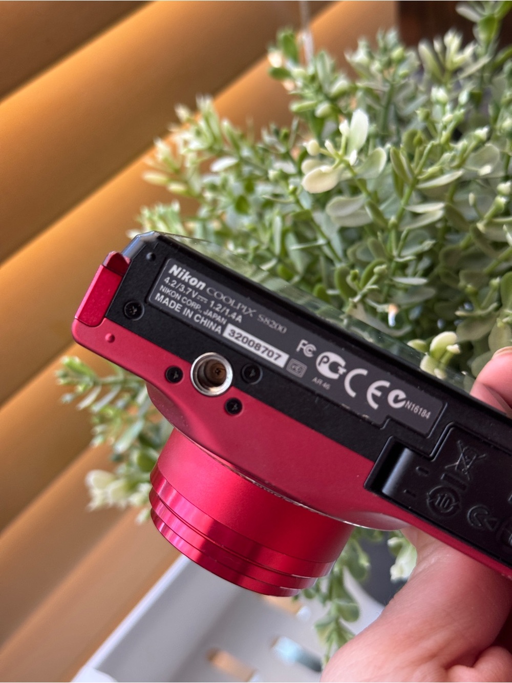 Nikon coolpix s8200 red digital camera - Picture 6 of 9